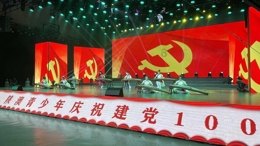 罗甸县多措并举助力搬迁群众就业增收|从喜搬新家到安居乐业
